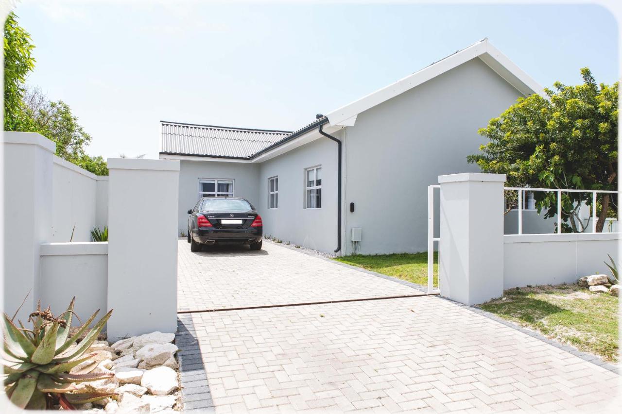 Wave N' Sea Villa Langebaan Exteriör bild